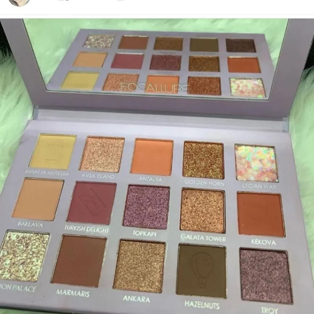 Turkey 15 Color Eyeshadow Palette - Picture 1 of 4
